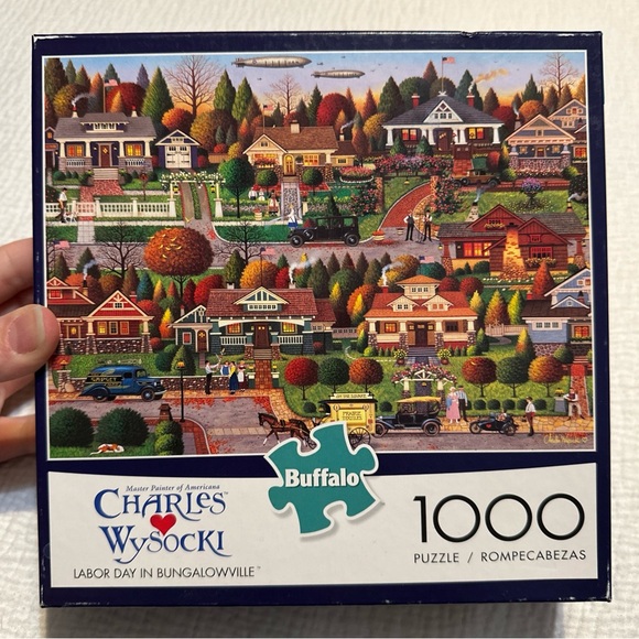 Buffalo Charles Wysocki 'Labor Day in Bungalowville' 1000 Pc Jigsaw Puzzle - Picture 1 of 5